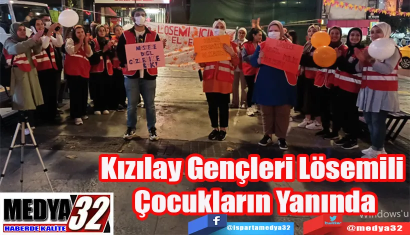 Kızılay Gençleri Lösemili  Çocukların Yanında