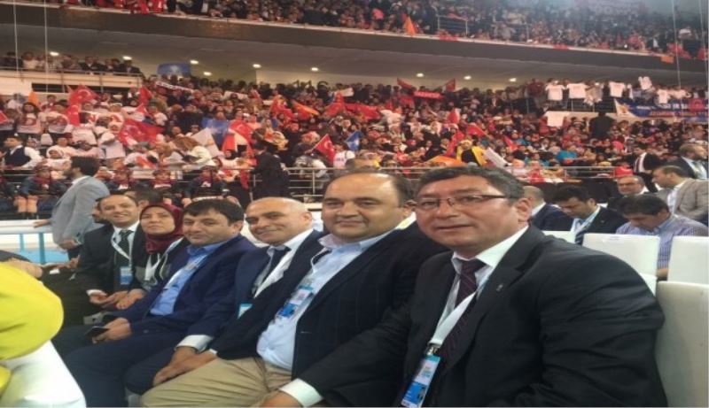 AK Parti Isparta teşkilatları tam kadro Arena