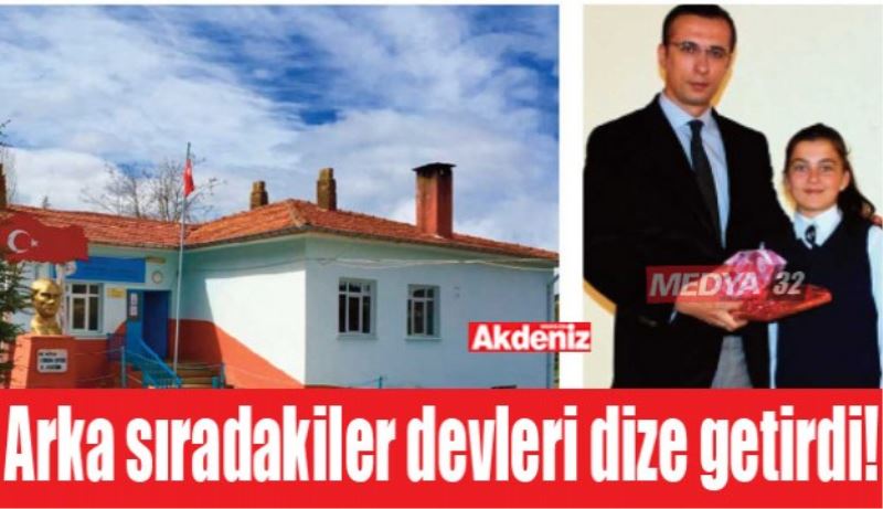 Arka sıradakiler devleri dize getirdi