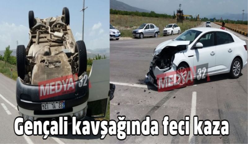 Gençali kavşağında feci kaza