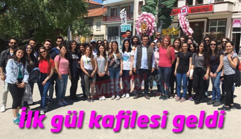İlk gül kafilesi geldi 