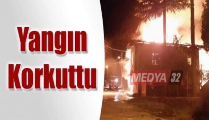 Kozluca köyündeki yangın korkuttu