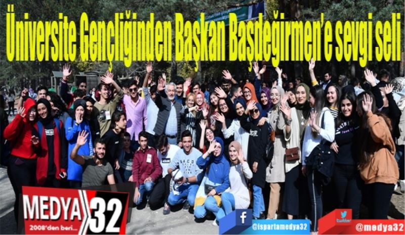 Üniversite Gençliğinden Başkan Başdeğirmen’e Sevgi seli 